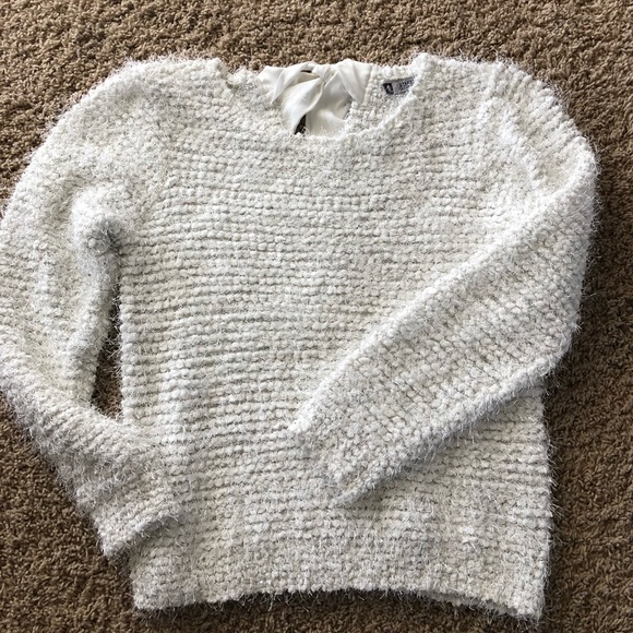 🤩🤩Beautiful Jennifer Lopez Sweater - Picture 1 of 5